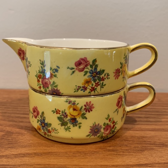 Royal Wilton china stackable sugar and creamer cups - Picture 1 of 9